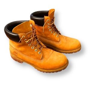 Mens timberland boots size 10 M
